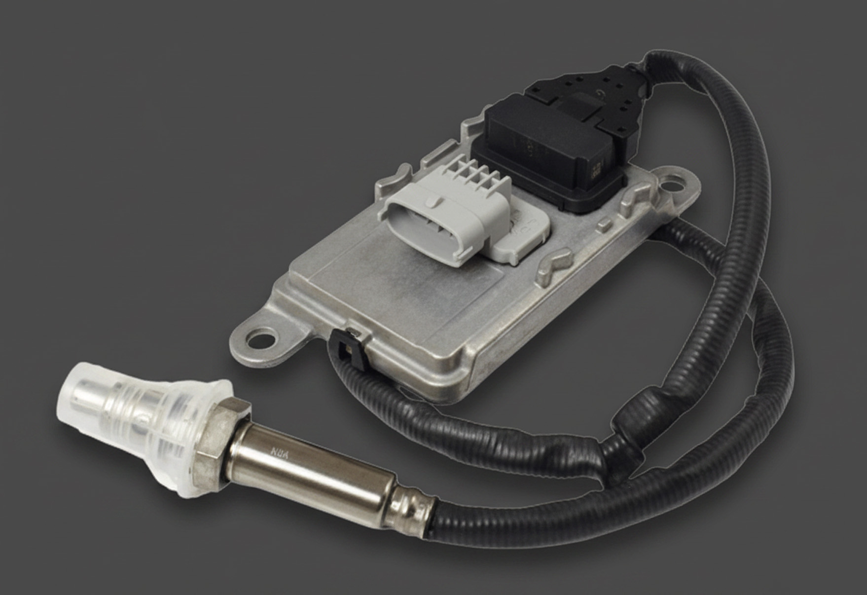 Replacing NOx and Pressure Sensors on Volvo: Fault Symptoms and Step-by-Step Instructions